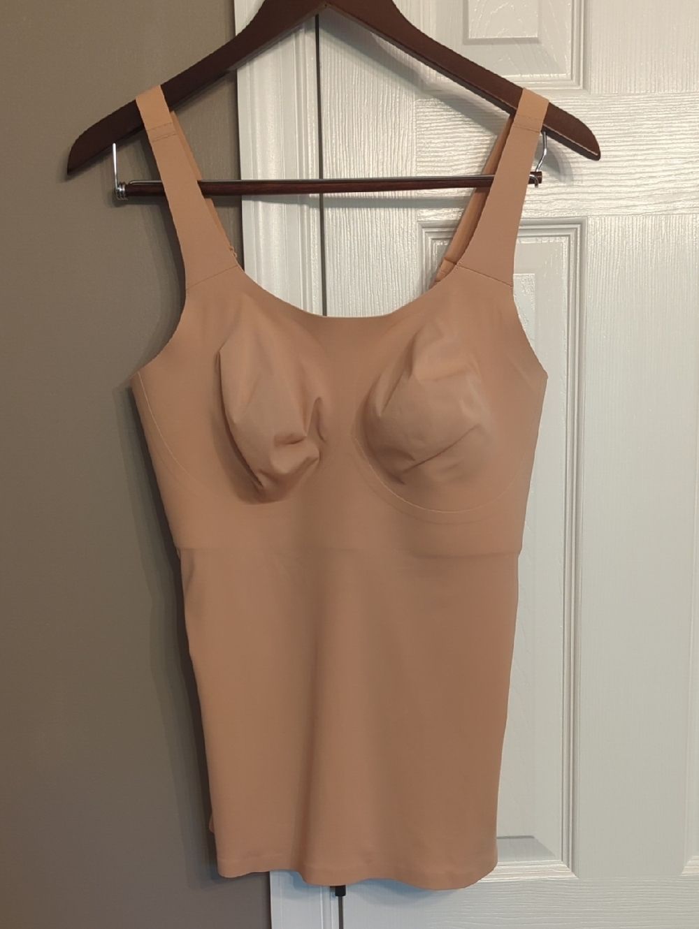 Evelyn Bobbie Structured Scoop Bra  Camisole  Shapewear